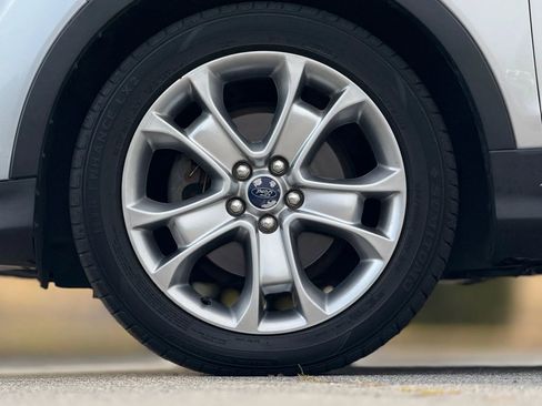 Used 2015 Ford Escape Titanium image 30