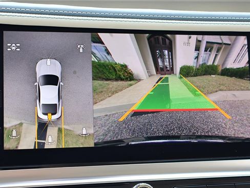 New 2025 Bentley Bentayga image 18