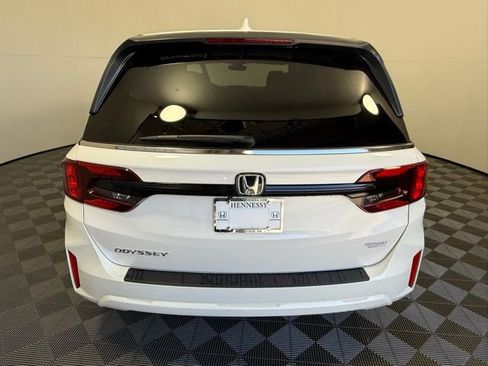 Used 2026 Honda Odyssey EX-L image 5