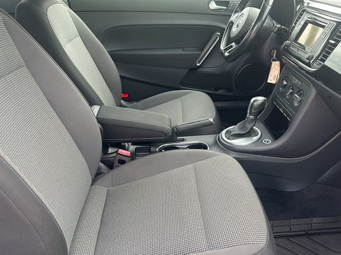 Used 2019 Volkswagen Beetle 2.0T Final Edition SEL image 20