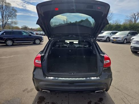 Used 2018 Mercedes-Benz GLA 250 4MATIC image 10