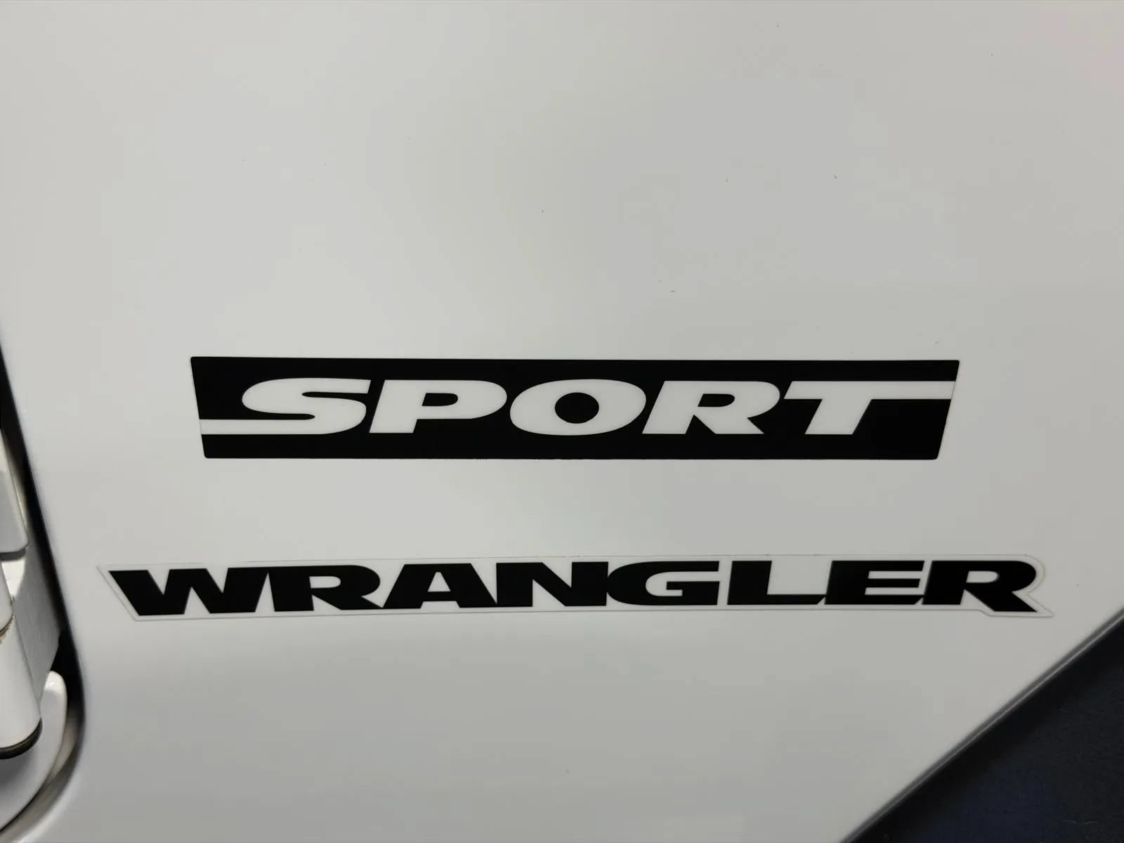 Used 2017 Jeep Wrangler Sport w/ Quick Order Package 24S AWD/4WD image 11
