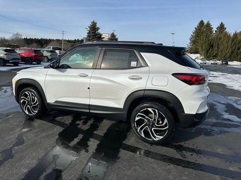 New 2026 Chevrolet TrailBlazer RS w/ Convenience Package image 2