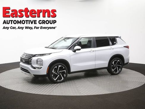 Used 2024 Mitsubishi Outlander SE AWD/4WD image 58