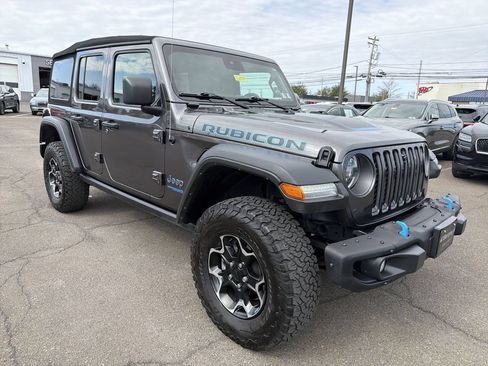 Used 2022 Jeep Wrangler Unlimited Rubicon 4xe w/ Steel Bumper Group AWD/4WD image 8