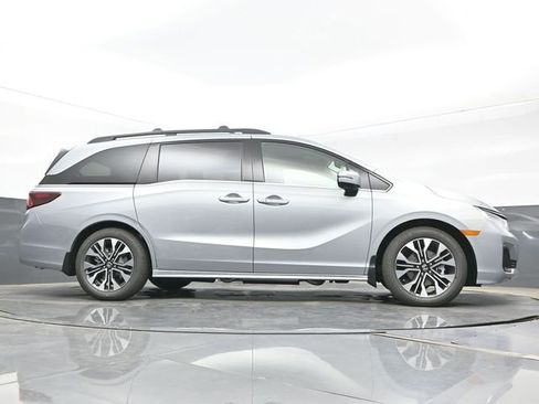 New 2026 Honda Odyssey Elite image 24