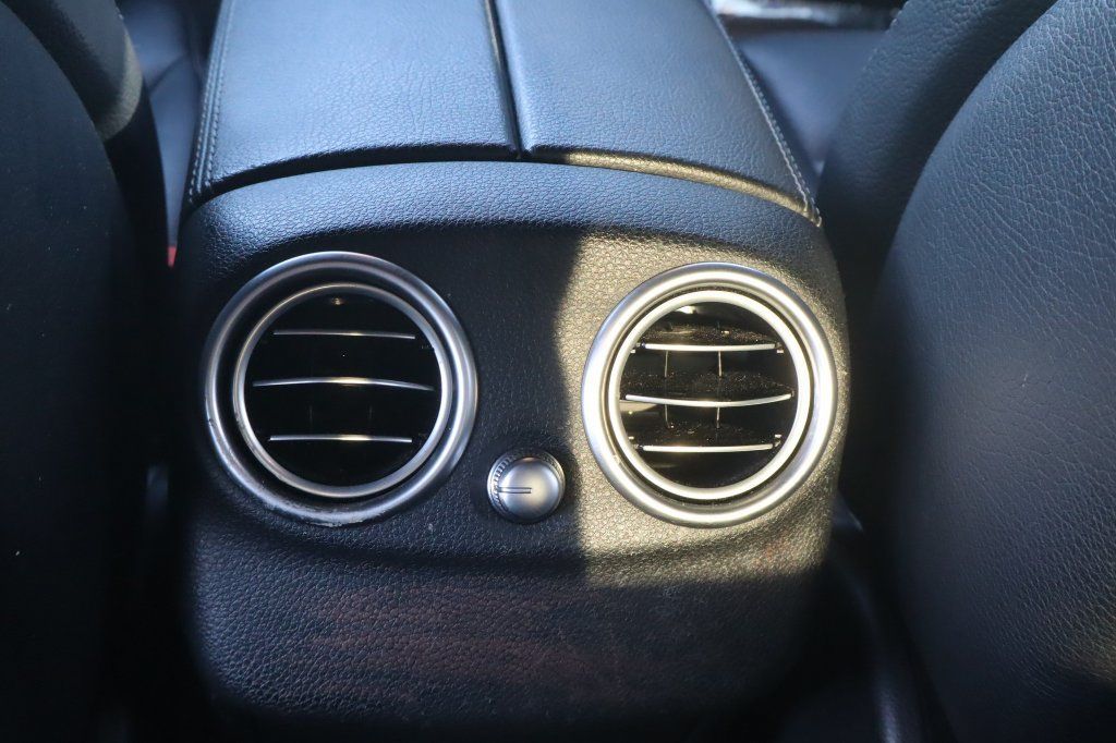 Used 2021 Mercedes-Benz C 300 Sedan w/ Premium Package image 31
