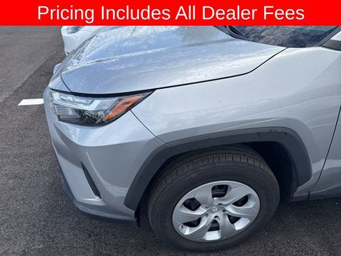 Used 2024 Toyota RAV4 LE AWD/4WD image 8