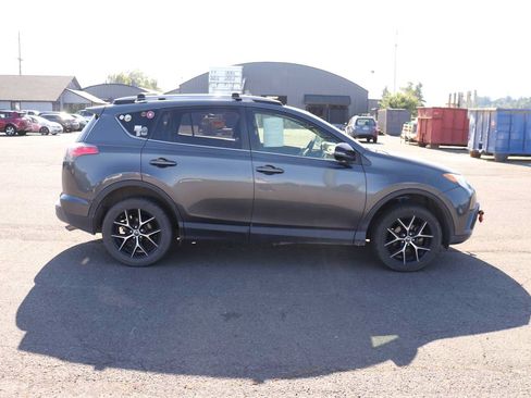 Used 2018 Toyota RAV4 SE w/ Power Extra Value Package AWD/4WD image 4