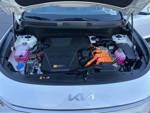Certified 2025 Kia Niro EX image 37