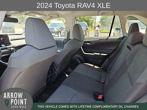 Used 2024 Toyota RAV4 XLE FWD image 18