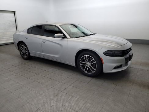Used 2019 Dodge Charger SXT AWD/4WD image 11