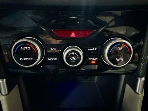 Used 2021 Subaru Forester Limited image 22