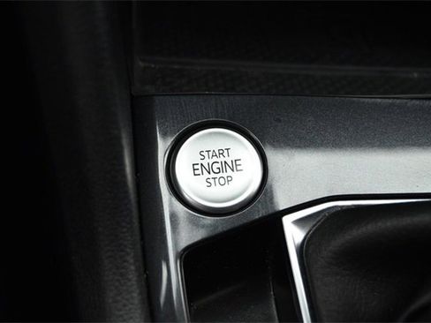 Certified 2023 Volkswagen Tiguan SE R-Line image 16