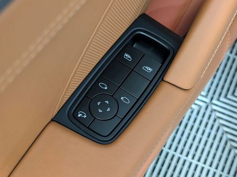 New 2026 Porsche 911 Carrera image 25