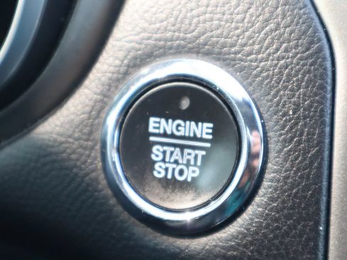 Used 2019 Ford Fusion SEL FWD image 24