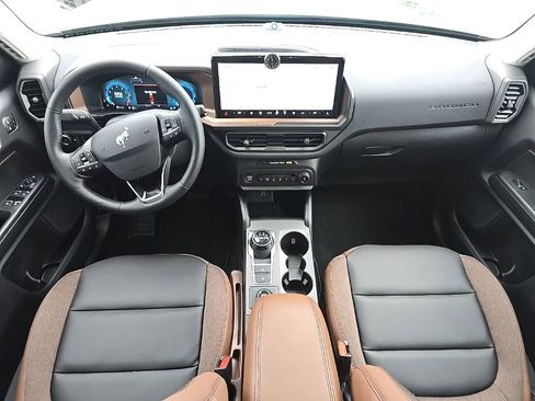 Used 2025 Ford Bronco Sport Outer Banks w/ Outer Banks Tech Package+ image 12