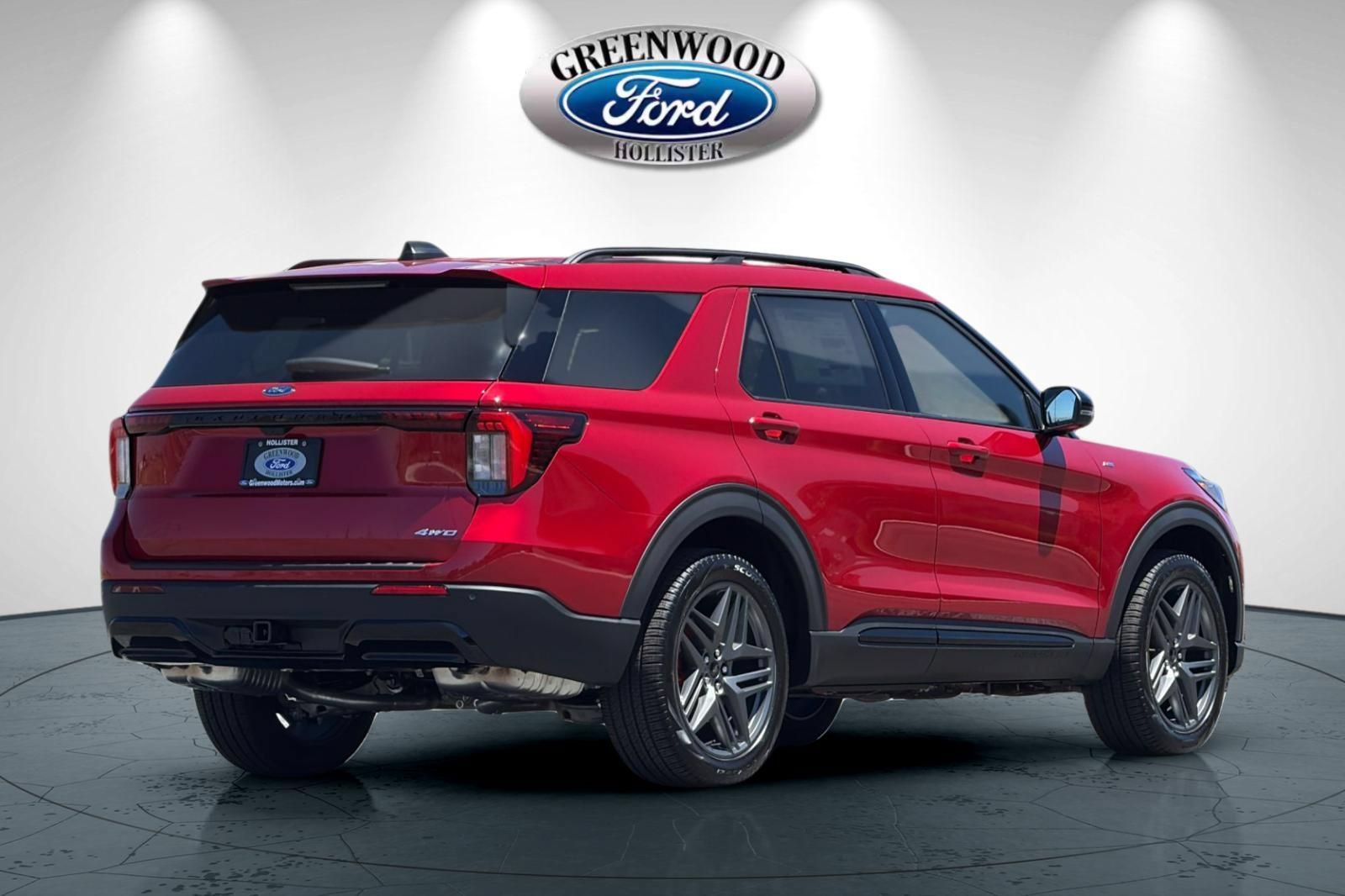 New 2026 Ford Explorer ST-Line w/ ST-Line Street Pack AWD/4WD image 4