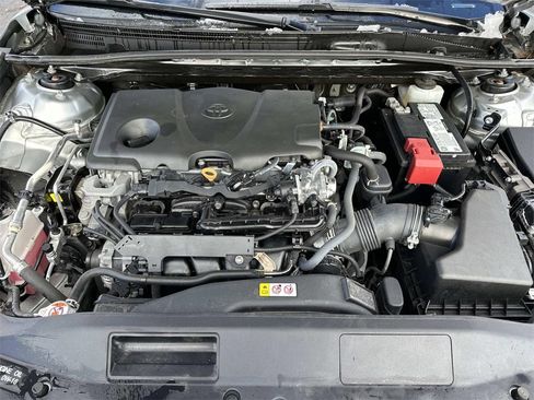 Used 2023 Toyota Camry SE image 11