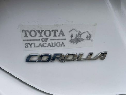 Used 2016 Toyota Corolla S image 9
