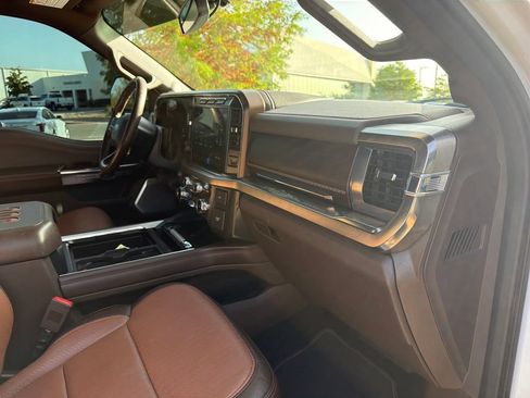 Used 2024 Ford F250 King Ranch AWD/4WD image 39
