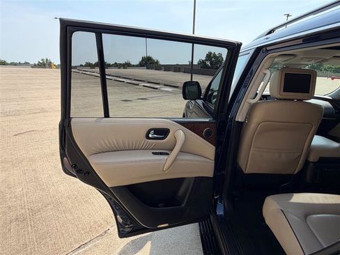 Used 2019 Nissan Armada Platinum w/ Captain's Chairs Package AWD/4WD image 32