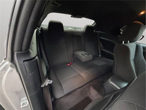 Used 2018 Dodge Challenger R/T w/ Blacktop Package image 34