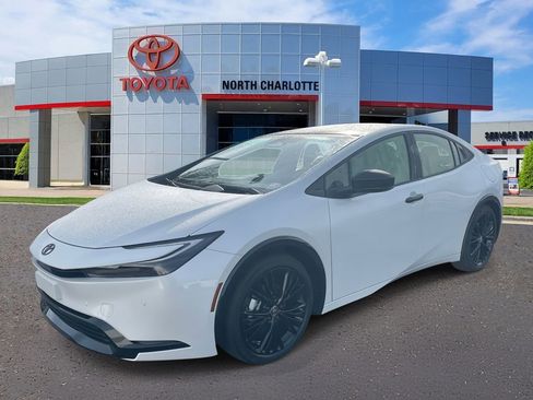 New 2026 Toyota Prius Plug-In Hybrid image 5