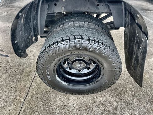 Used 2021 RAM 3500 Laramie w/ Night Edition image 12