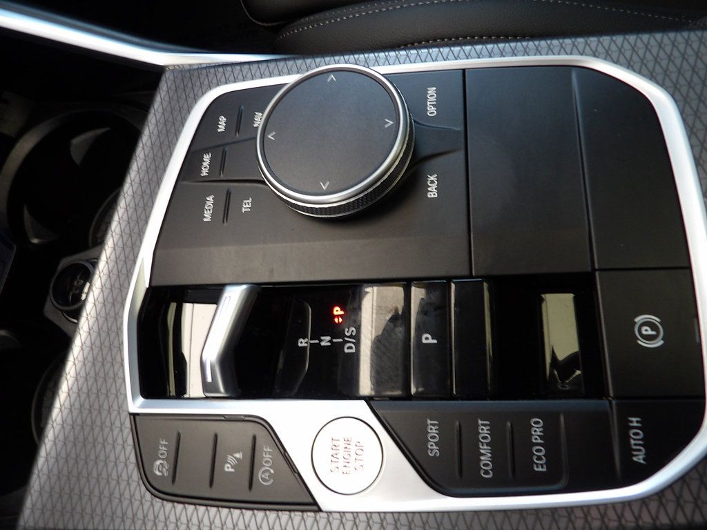 Used 2026 BMW 330i xDrive Sedan w/ M Sport Package AWD/4WD image 31
