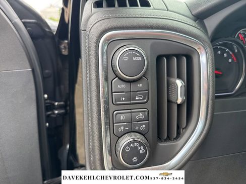 Used 2021 Chevrolet Silverado 1500 RST w/ Convenience Package II AWD/4WD image 9