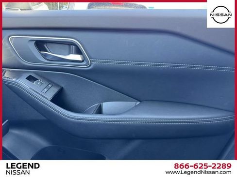 Certified 2023 Nissan Rogue Platinum w/ Platinum Premium Package AWD/4WD image 34