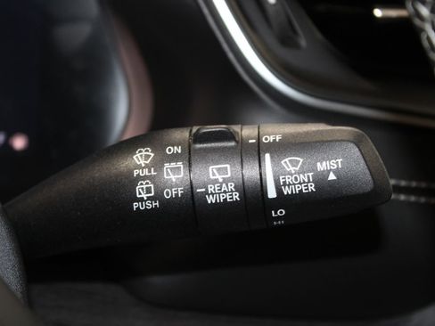Used 2024 Jeep Grand Cherokee L Limited AWD/4WD image 43