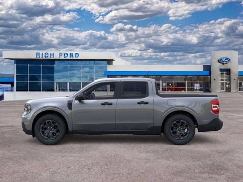 New 2025 Ford Maverick XLT w/ XLT Luxury Package FWD image 3