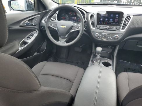 Used 2023 Chevrolet Malibu LT FWD image 12