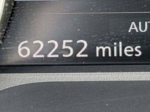 Used 2023 Nissan Rogue SV AWD/4WD image 18