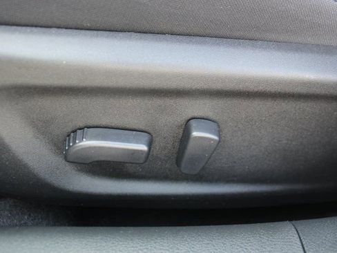 Used 2025 Nissan Altima 2.5 SV image 10