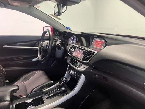 Used 2015 Honda Accord EX-L image 11
