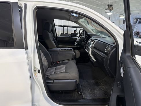 Used 2018 Toyota Tundra SR5 image 13