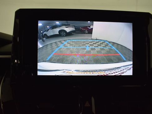 Used 2025 Toyota Corolla LE FWD image 19