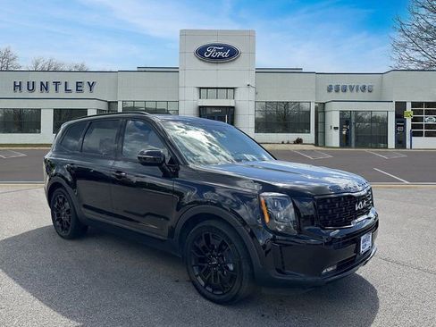 Used 2022 Kia Telluride SX w/ SX Prestige Package image 4