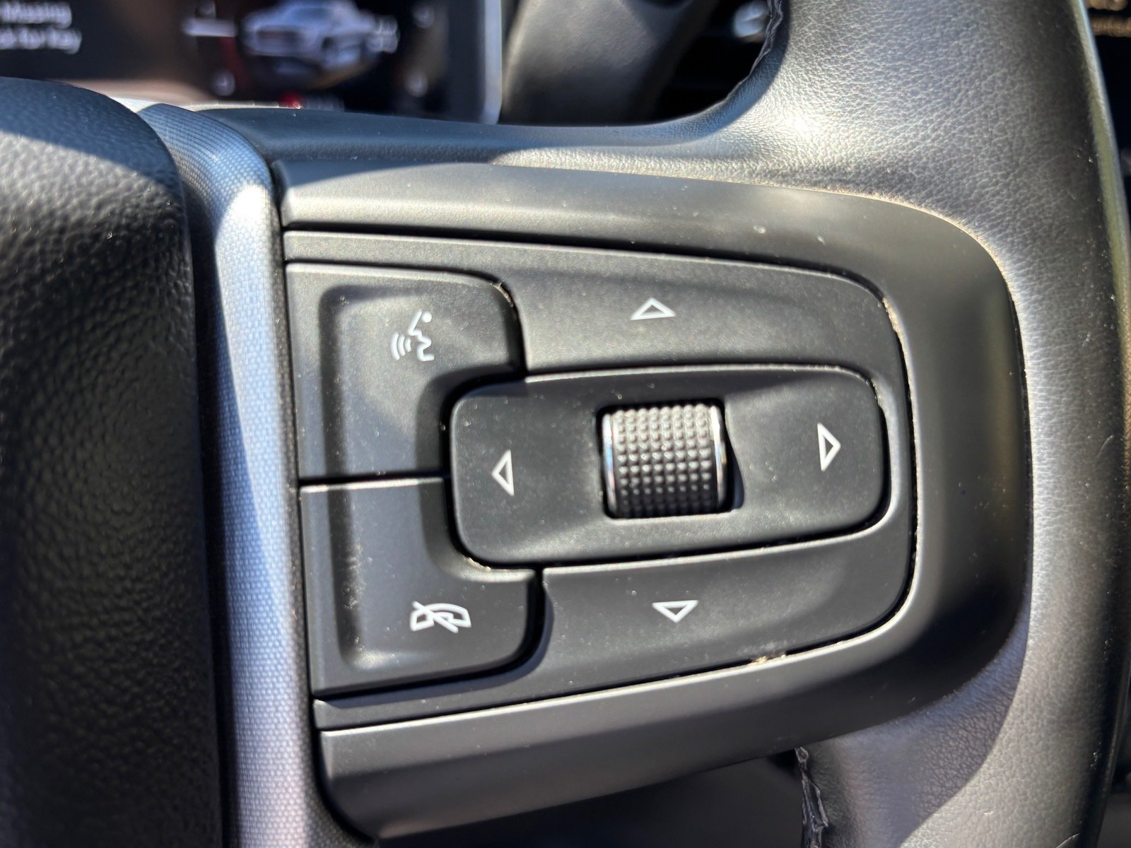 Used 2024 GMC Sierra 1500 SLT AWD/4WD image 20