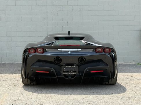 Used 2021 Ferrari SF90 Stradale AWD/4WD image 17