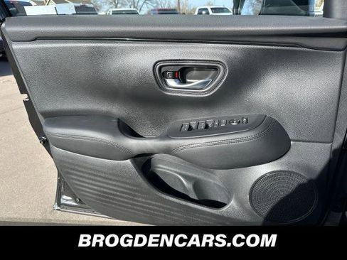 New 2026 Honda HR-V LX image 10