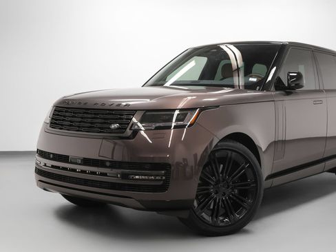 Used 2026 Land Rover Range Rover SE AWD/4WD image 7