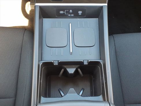 Used 2024 Hyundai Santa Fe SE image 26