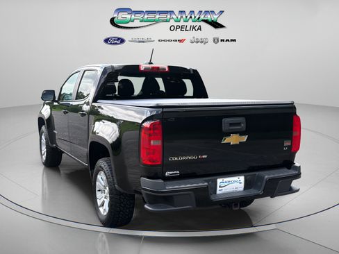 Used 2017 Chevrolet Colorado LT w/ LT Convenience Package RWD image 9