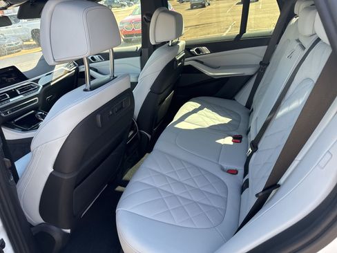 Certified 2023 BMW X5 sDrive40i w/ Luxury Seating Package image 10