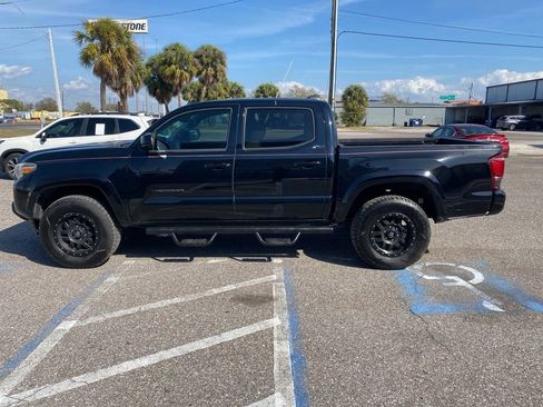 Used 2018 Toyota Tacoma SR5 image 6