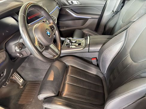 Used 2021 BMW X5 sDrive40i w/ M Sport Package image 4